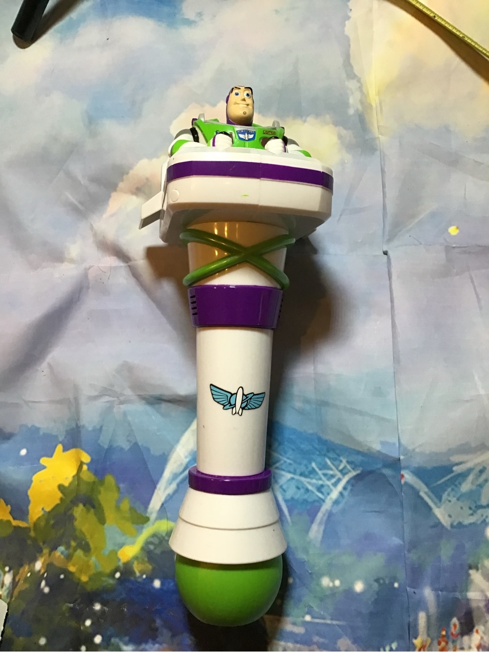 Disney store buzz Lightyear light up bubble wand lights-preowned